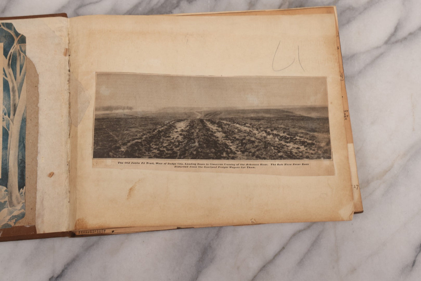 Lot 020 - Antique World War One Newspaper Clipping Scrapbook Album Documenting The End Of The War, 1918 And 1919