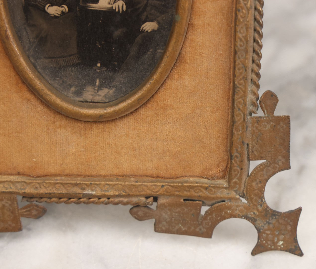 Lot 038 - Antique Cut Brass Frame Tintype Photo Frame With Orange Velvet Surround, Including Tintype Of Two Women And Man, As Found, With Wire Kick Stand, 5-5/8" x 7"