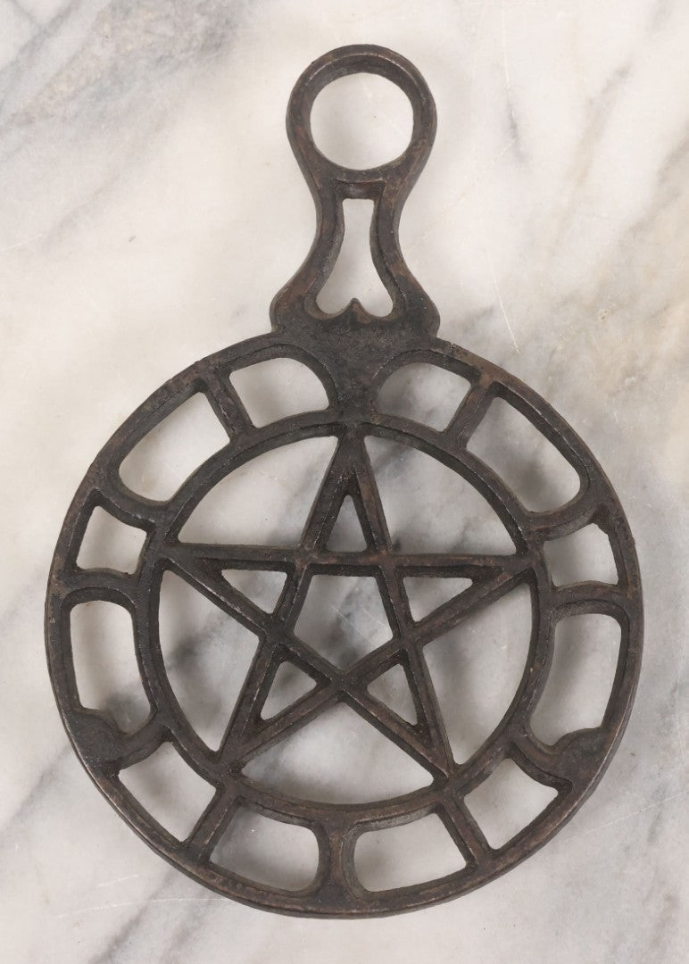 Lot 041 - Vintage Cast Iron Pentagram Metal Trivet With Three Feet