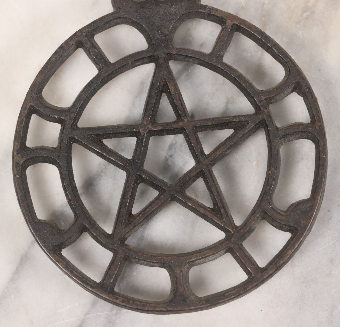 Lot 041 - Vintage Cast Iron Pentagram Metal Trivet With Three Feet
