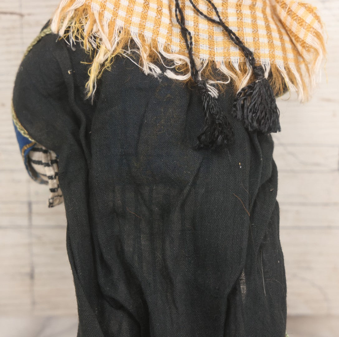 Lot 046 - Vintage Hand Made Doll Of Arab Man, Tag Identifies As From Baghdad, Iraq, From The Collection Of Mrs. H. Shailer Dow, 10-1/4"