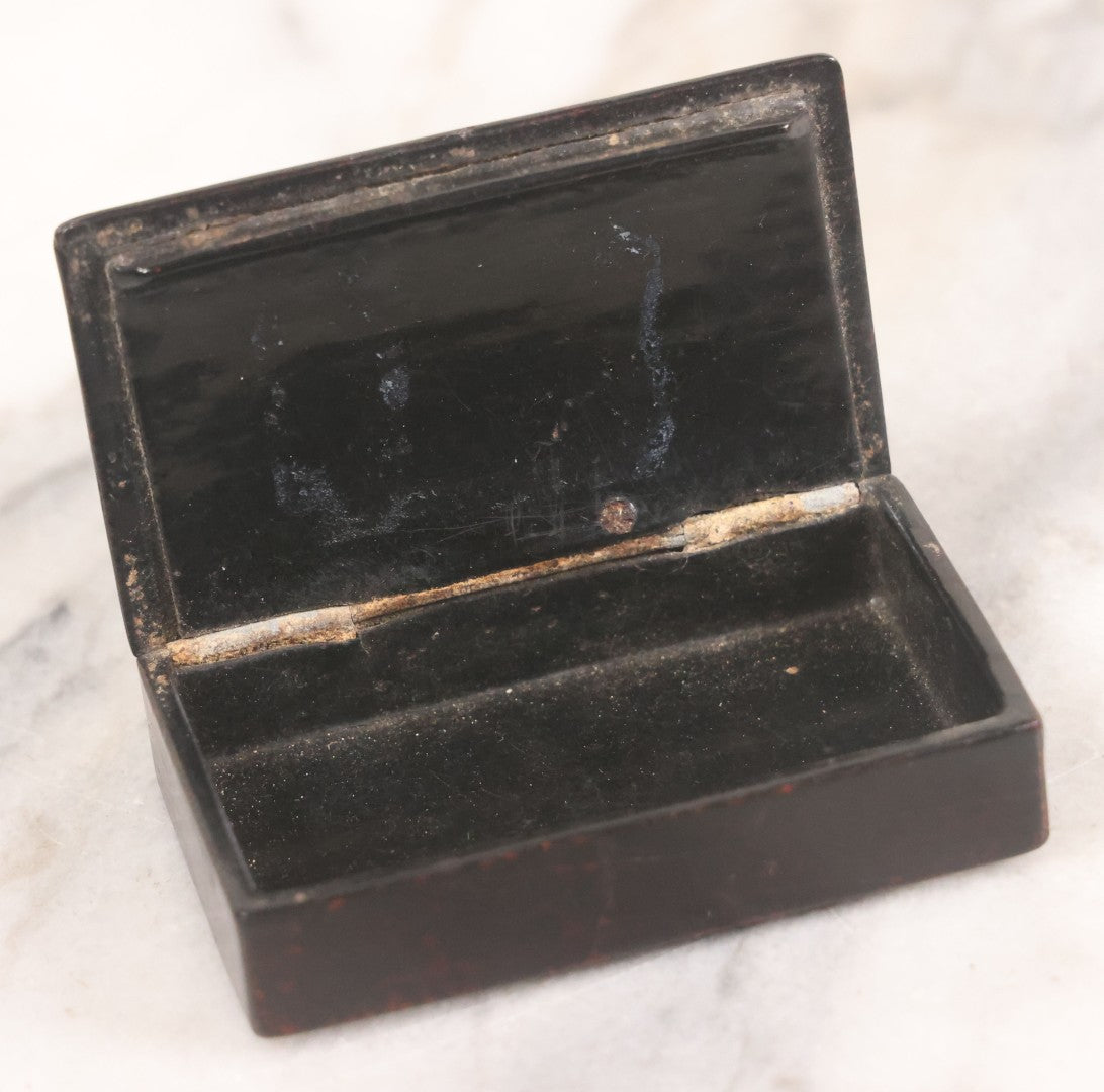 Lot 049 - Antique Papier Mache Snuff Dresser Box With Red Painted Texture, Engraved "John J. Cumminskey, Boston, 1849" And "November 27, 1851"