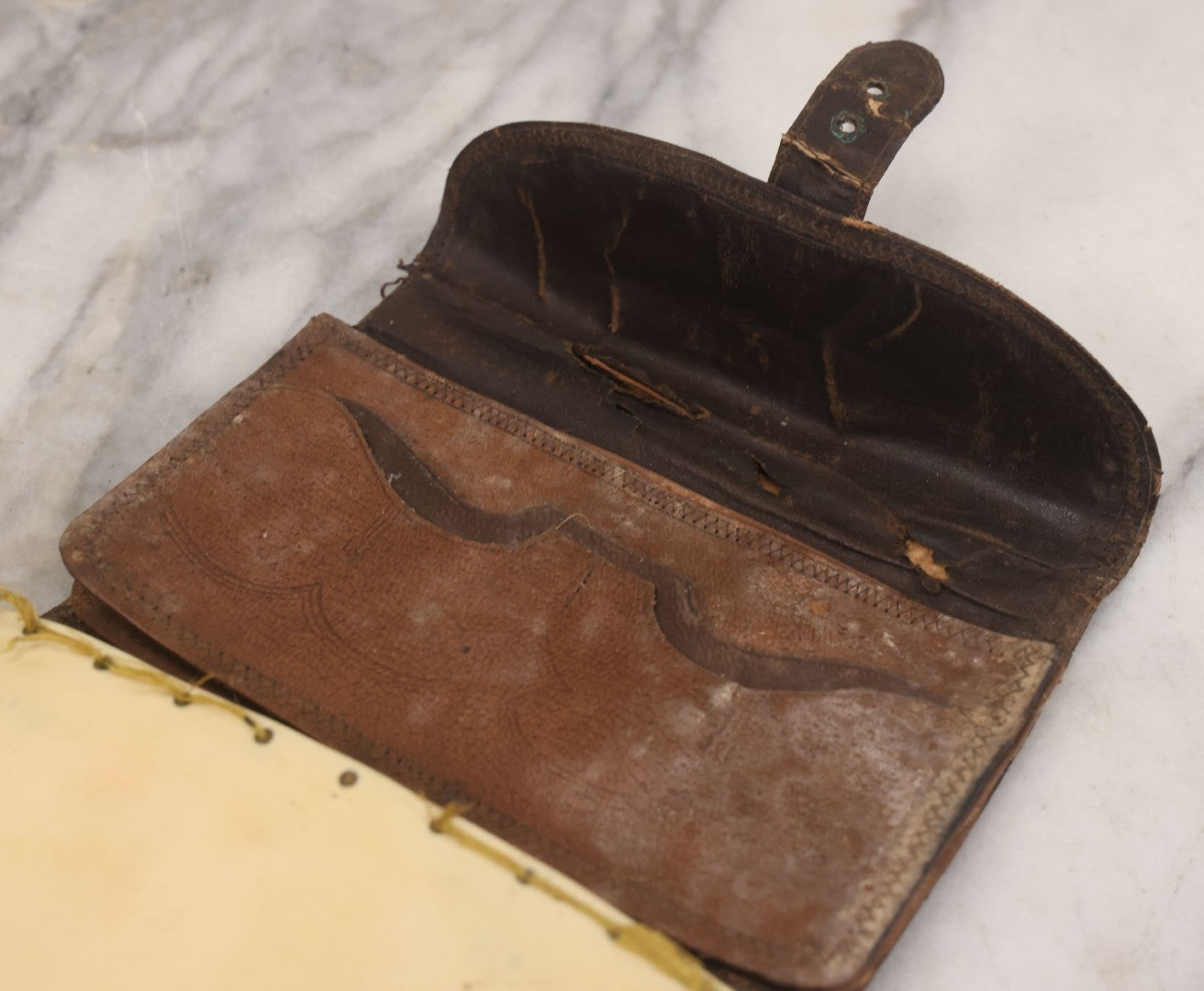 Lot 050 - Antique Leather Fly Fisherman's Wallet Book With Celluloid Pages, Many Fly Fishing Lures, Some Marked "Playfair's, Made In Scotland," Note Flies Have Varying Degrees Of Ware, Losses, As Found