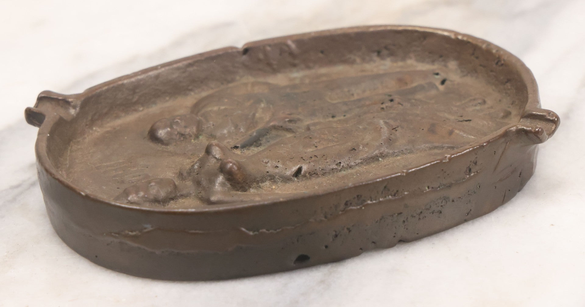 Lot 054 - Vintage Cast Bronze "Oh! Ah!" Risqué Ashtray With Little Man Grabbing A Surprised Lady's Behind 