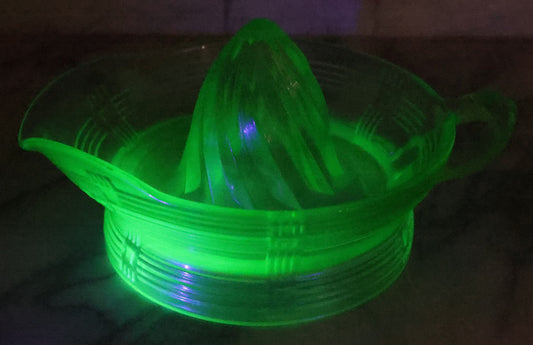 Lot 080 - Vintage Uranium Glass Juicer Citrus Reamer With Handle, Glows Under Black Light