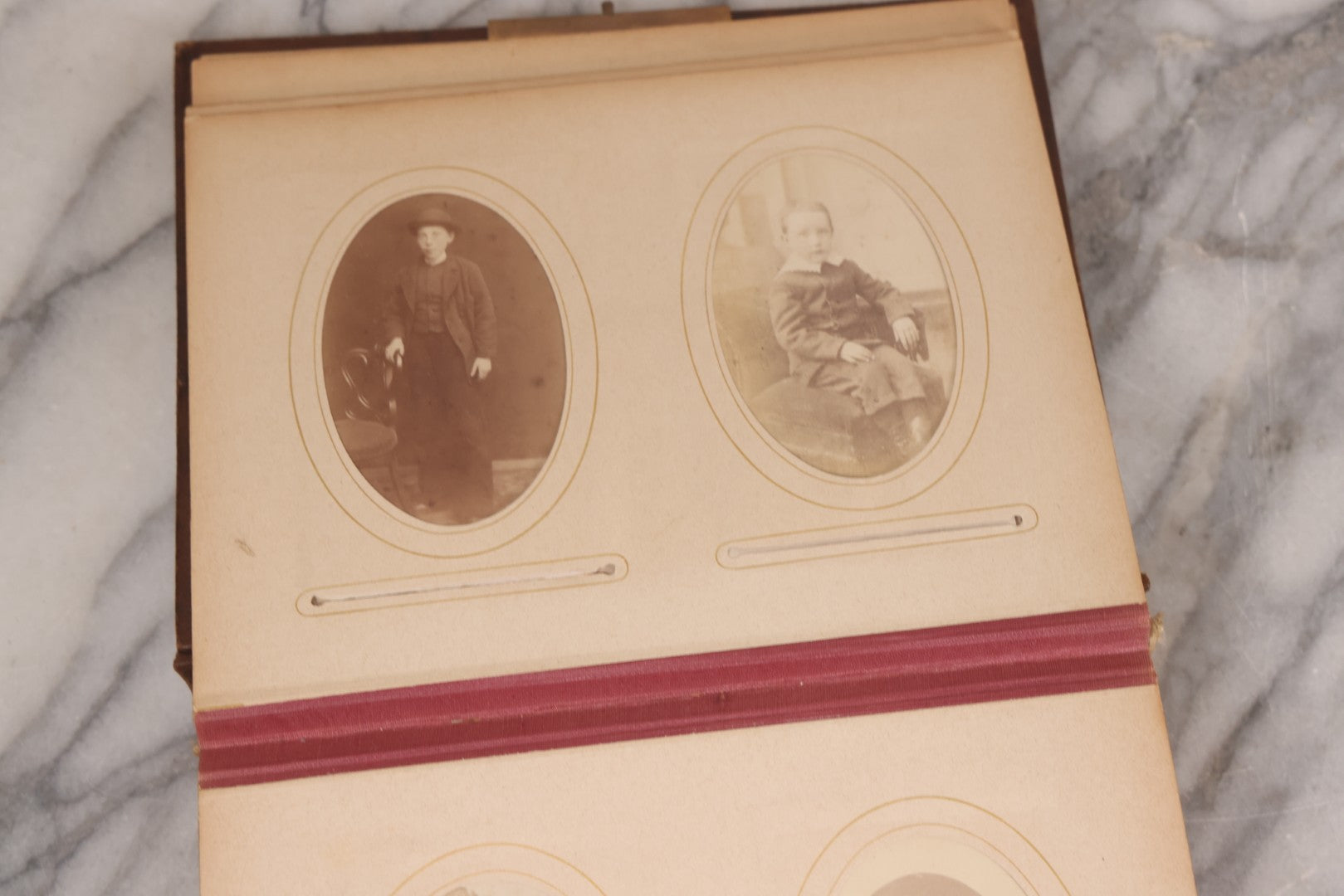 Lot 089 - Antique Leather Cabinet Card Photo Album With Engraved Metal Clasp "Bertha", Containing 6 Cabinet Card And 67 Carte De Visite C.D.V. Photos