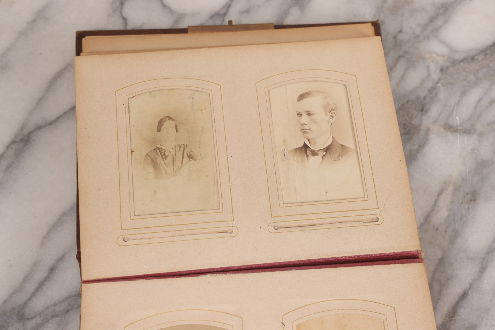 Lot 089 - Antique Leather Cabinet Card Photo Album With Engraved Metal Clasp "Bertha", Containing 6 Cabinet Card And 67 Carte De Visite C.D.V. Photos