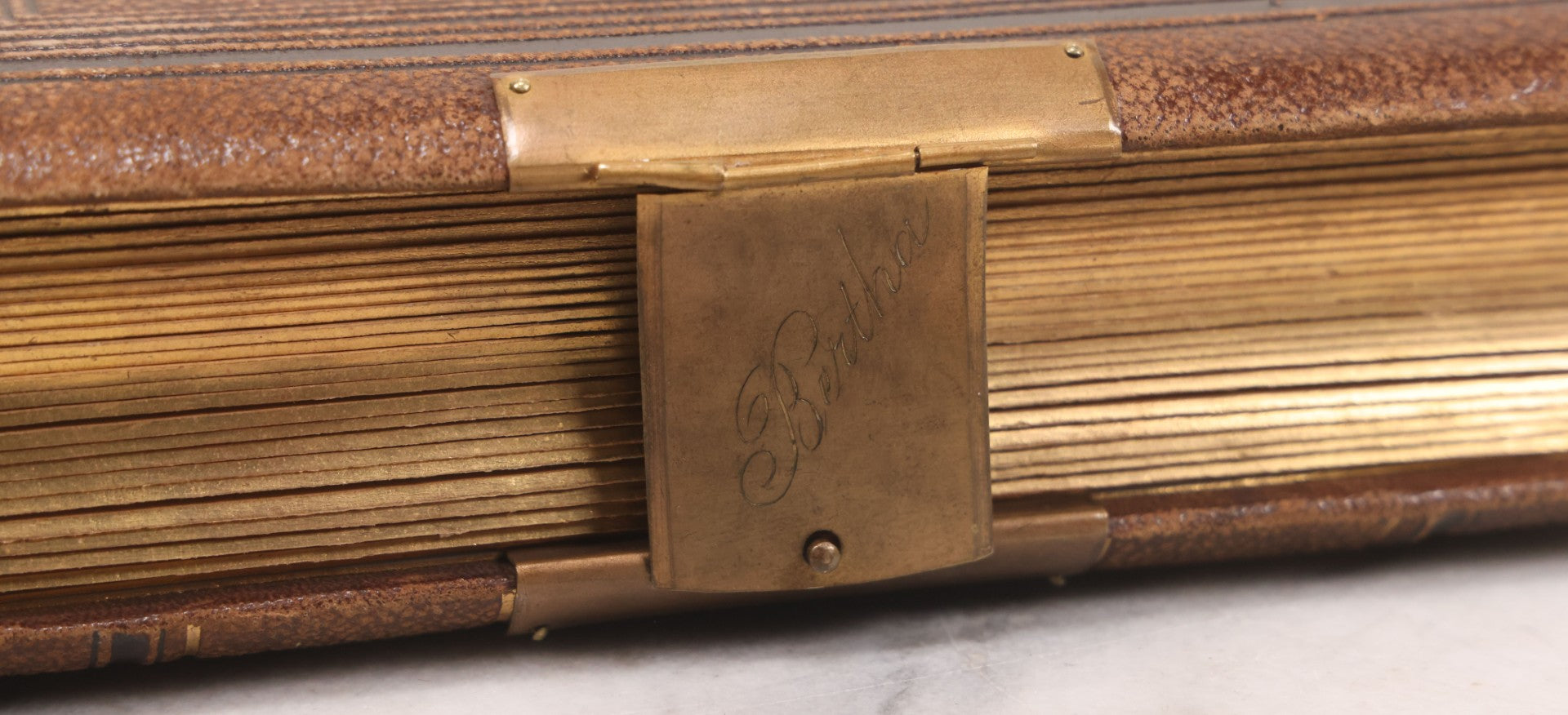 Lot 089 - Antique Leather Cabinet Card Photo Album With Engraved Metal Clasp "Bertha", Containing 6 Cabinet Card And 67 Carte De Visite C.D.V. Photos