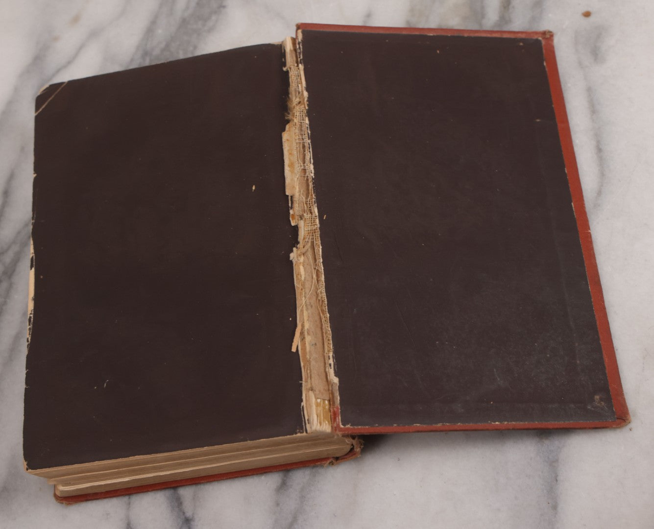 Lot 106 - "The Ladies Medical Guide" Antique Book By S. Pancoast, M.D., Illustrated With Over 100 Engravings, John E. Potter And Company, Publishers, Philadelphia, 1875