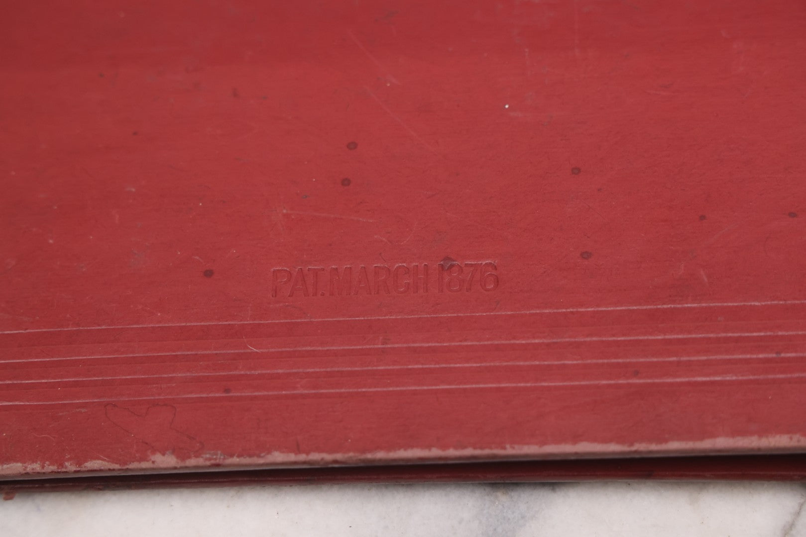 Lot 115 - Antique Victorian Scrapbook Album With Children, Flowers, Foliage On Cover Containing 50+ Pieces Including Trade Cards, Die Cuts, Calling Cards, And Other Scraps