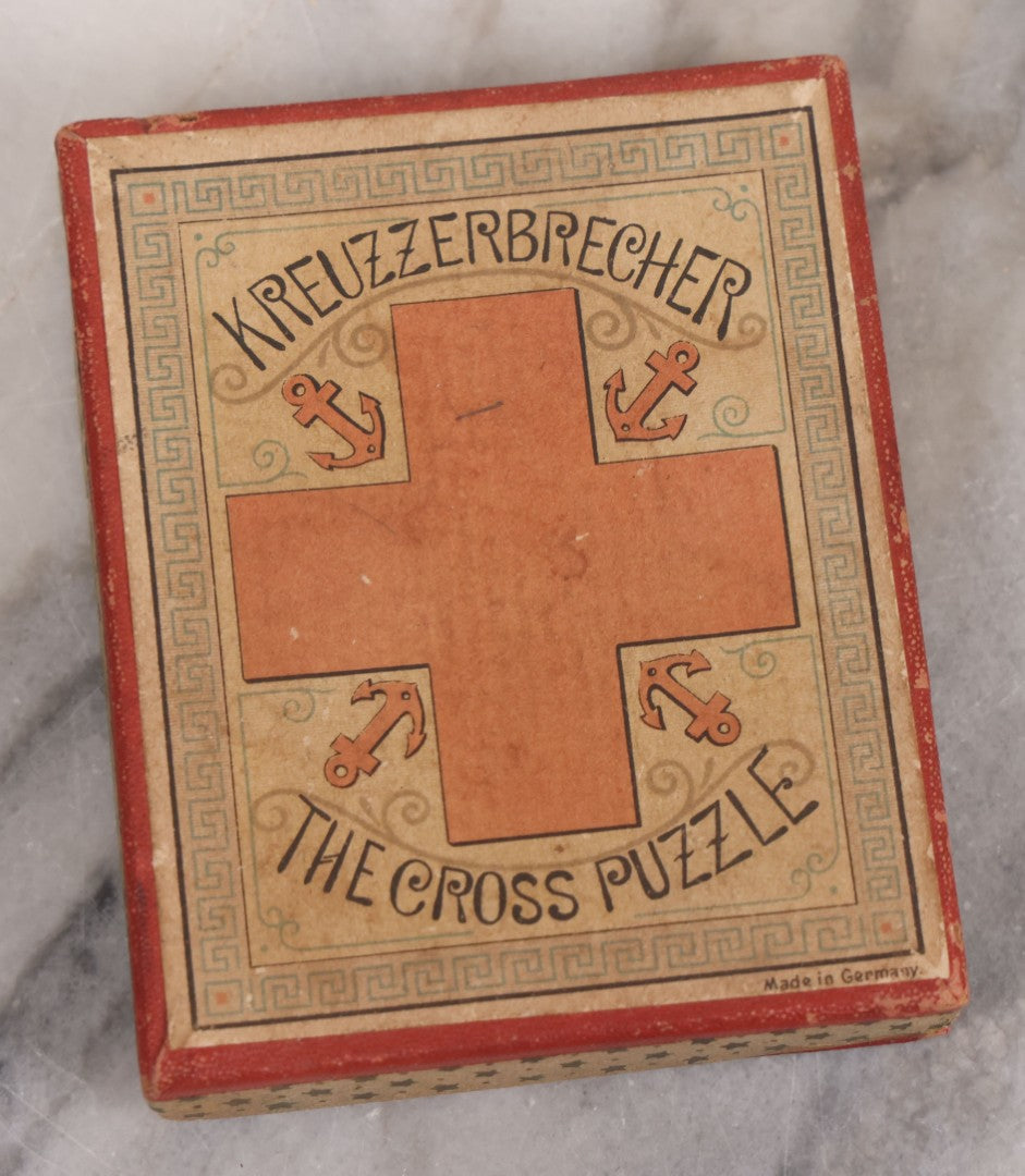 Lot 146 - Pair Of Vintage Miniature Puzzle Games Including "Kreuzer Brecher - The Cross Puzzle" And "The Flying Puzzle" By Standard Trailer Co., Cambridge Springs, Pennsylvania, Note Both Appear To Be Incomplete