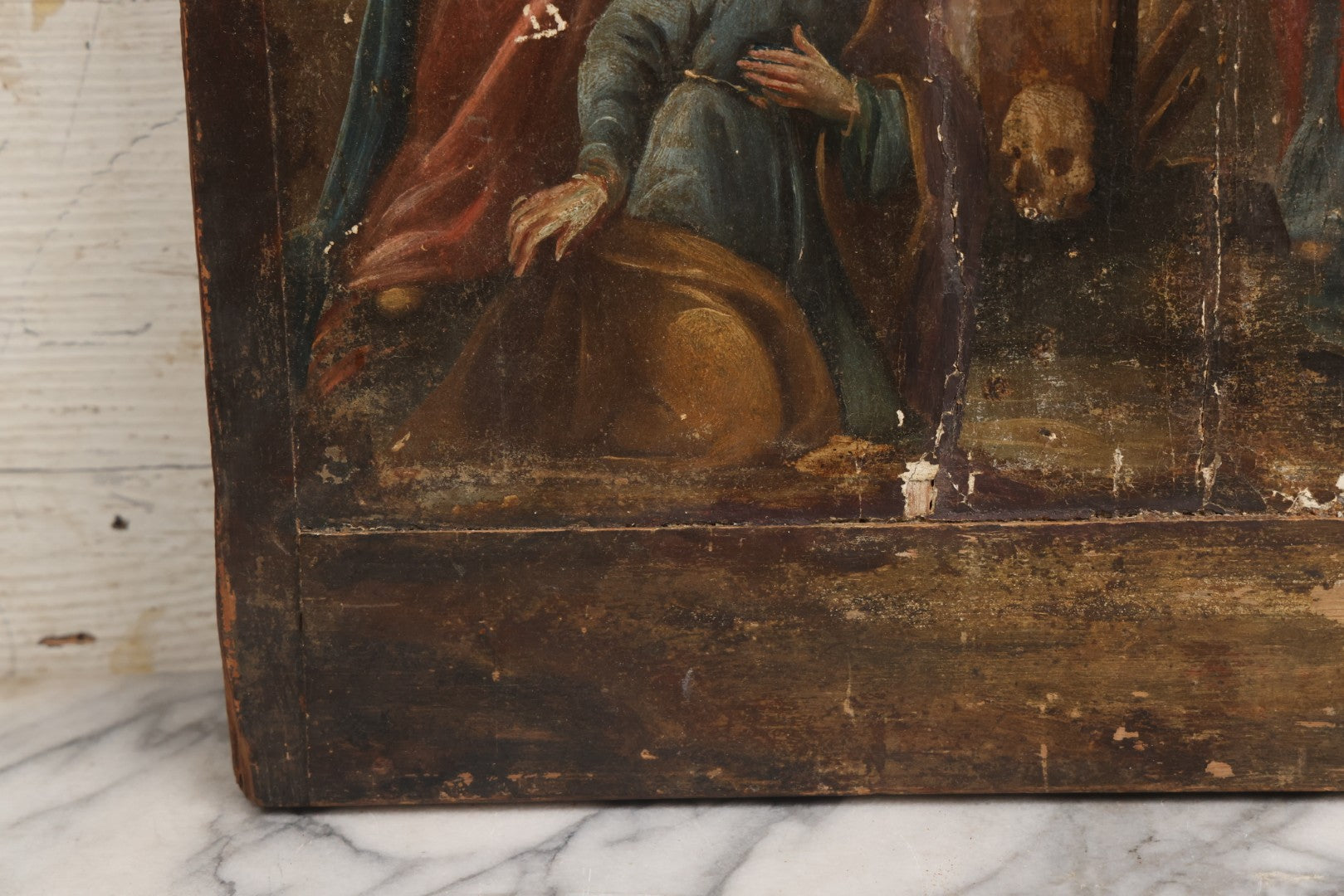 Lot 002 - Antique 19th Century Religious Devotional Painting On Wood Panel Depicting The Crucifixion Of Jesus With Mourners, Skull Of Adam 