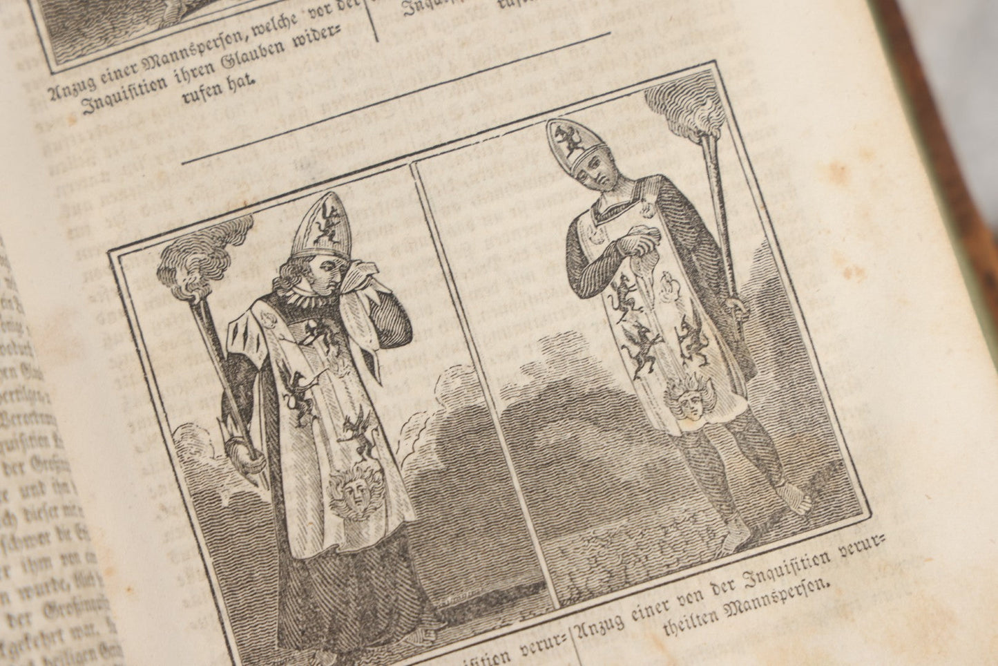 Lot 003 - Foxe's Book Of Martyrs, "History Of Christian Martyrdom, [...] The Lives, Sufferings, And Glorious Deaths Of Martyrs" By John Foxe, Illustrated With Gruesome Engravings, German Language, George W. Ment And Son, Publishers, Philadelphia, 1840