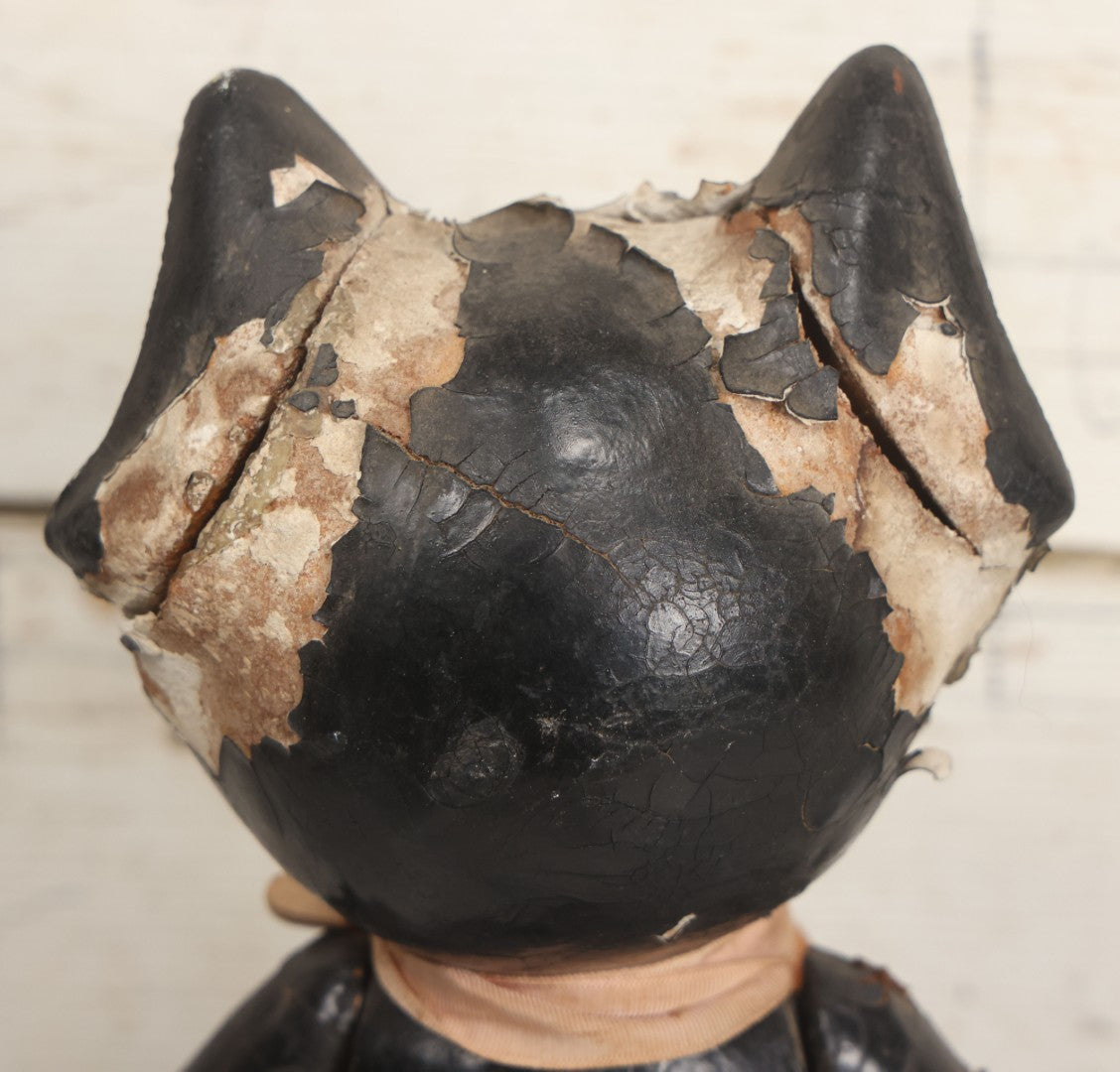 Lot 006 - Antique Felix The Cat Composition Figure With Jointed Arms, Copyright 1924 By Pat Sullivan 