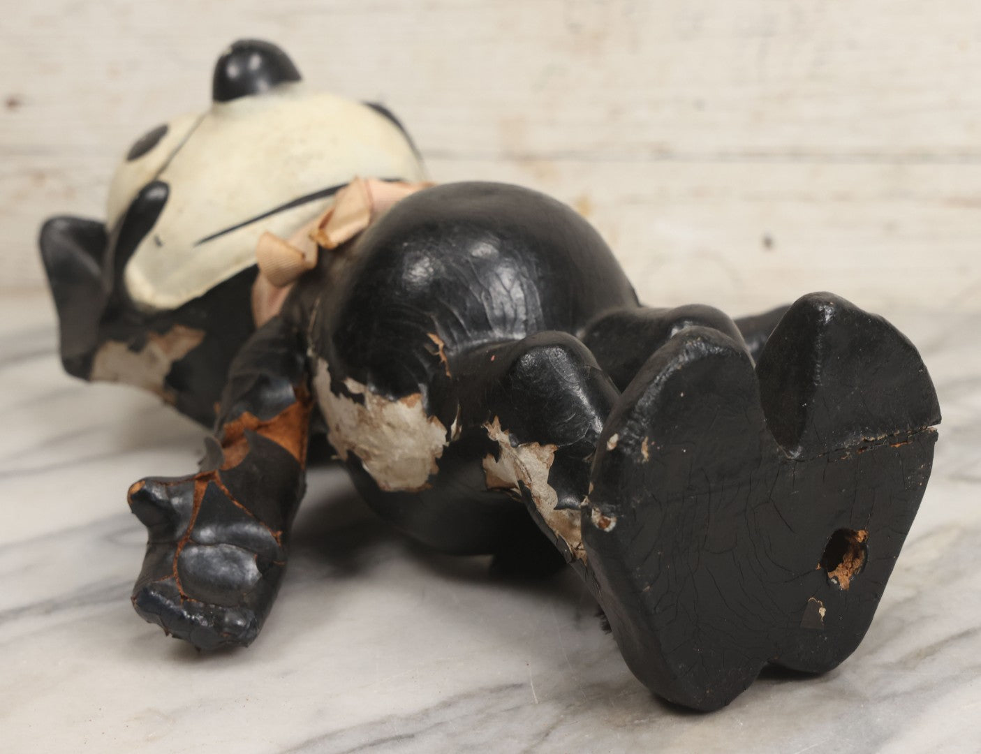 Lot 006 - Antique Felix The Cat Composition Figure With Jointed Arms, Copyright 1924 By Pat Sullivan 