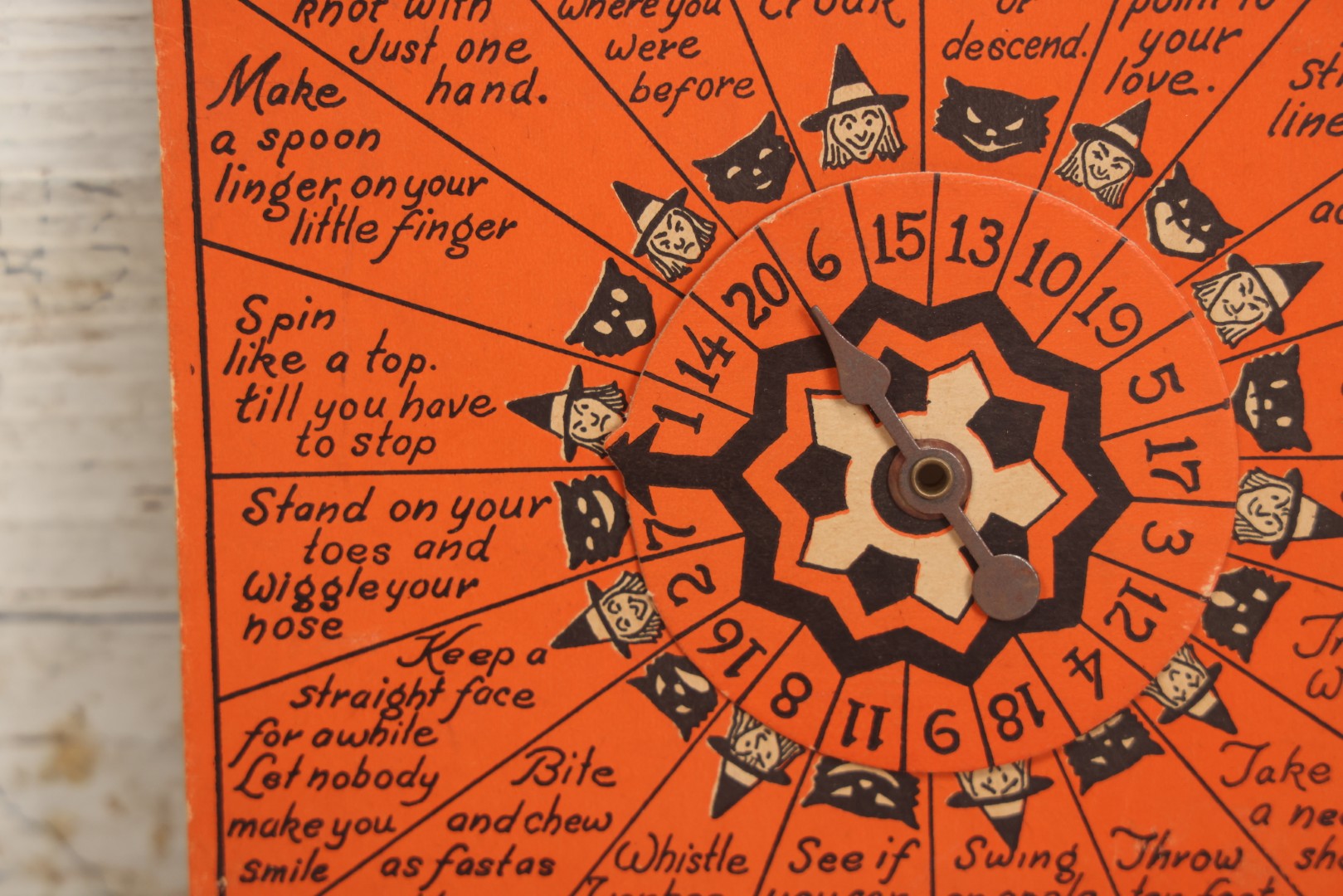 Lot 021 - Vintage Whirl-O Halloween Fortune And Stunt Game With Spinner, Laughing Cat And Pumpkin Motifs, "Whirl-O Fortunes" By Sandra Pearl, Manufactured By The Beistle Company, Made In U.S.A., Circa 1940s 