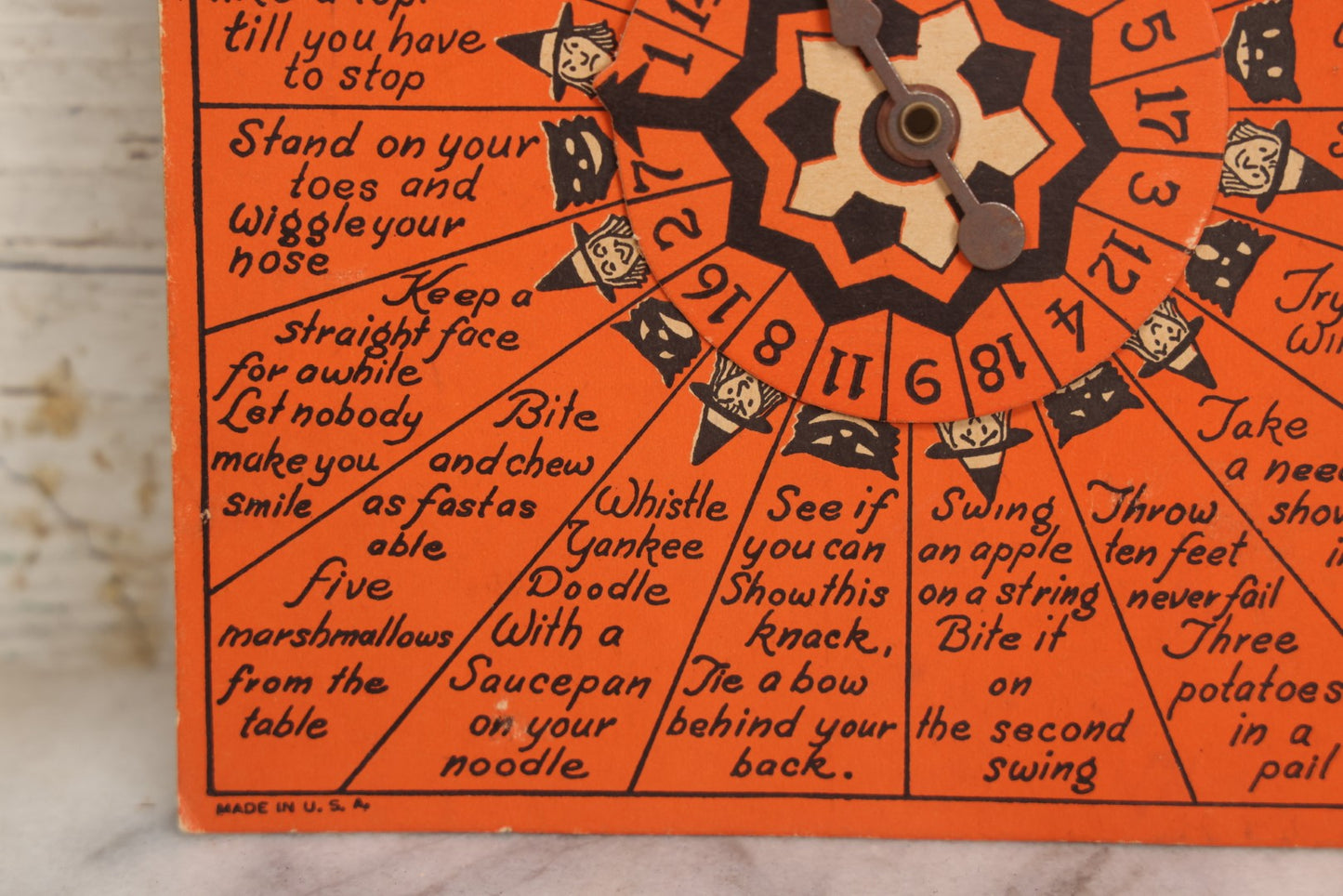 Lot 021 - Vintage Whirl-O Halloween Fortune And Stunt Game With Spinner, Laughing Cat And Pumpkin Motifs, "Whirl-O Fortunes" By Sandra Pearl, Manufactured By The Beistle Company, Made In U.S.A., Circa 1940s 