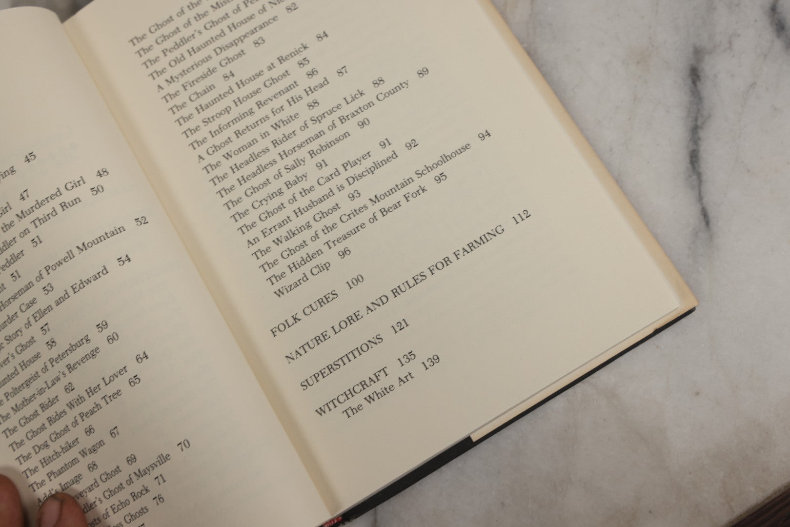 Lot 024 - "Witches, Ghosts, And Signs: Folklore Of The Southern Appalachians" Vintage Book By Patrick W. Gainer, With Original Dust Jacket, First Edition, Seneca Books, Publisher, Grantsville, West Virginia, 1975