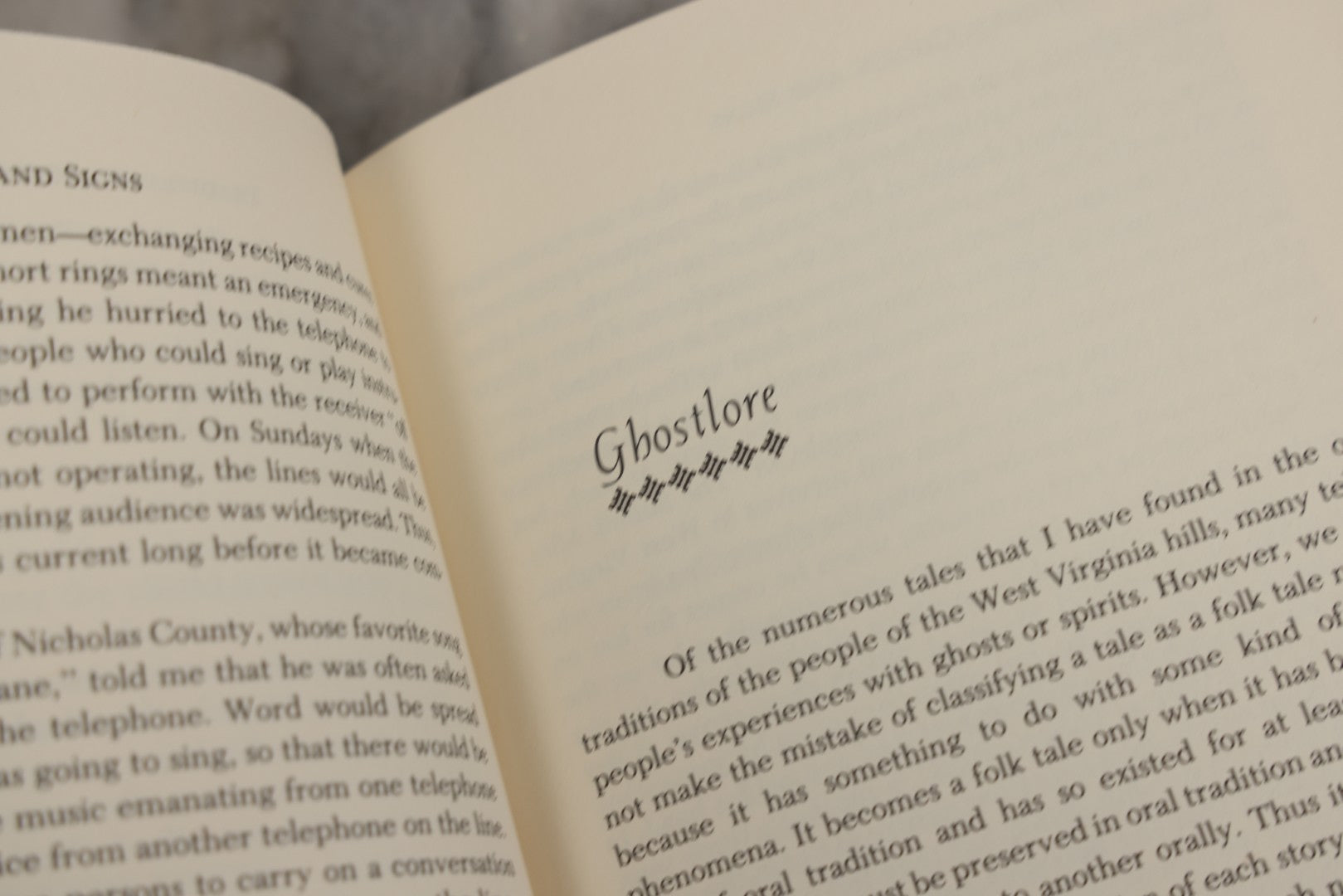Lot 024 - "Witches, Ghosts, And Signs: Folklore Of The Southern Appalachians" Vintage Book By Patrick W. Gainer, With Original Dust Jacket, First Edition, Seneca Books, Publisher, Grantsville, West Virginia, 1975