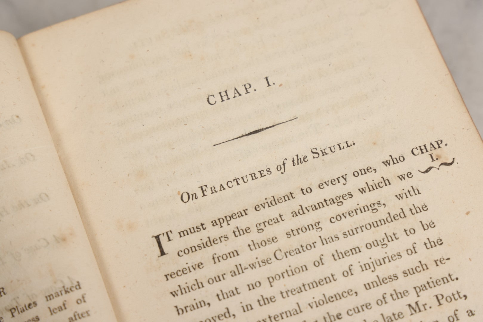 Lot 025 - "Practical Observations In Surgery, Illustrated By Cases" Early Antique Medical Surgery  Book By William Hey, Second Edition, Illustrated With Plates, T. Cadell And W. Davies, Publishers, London, 1810