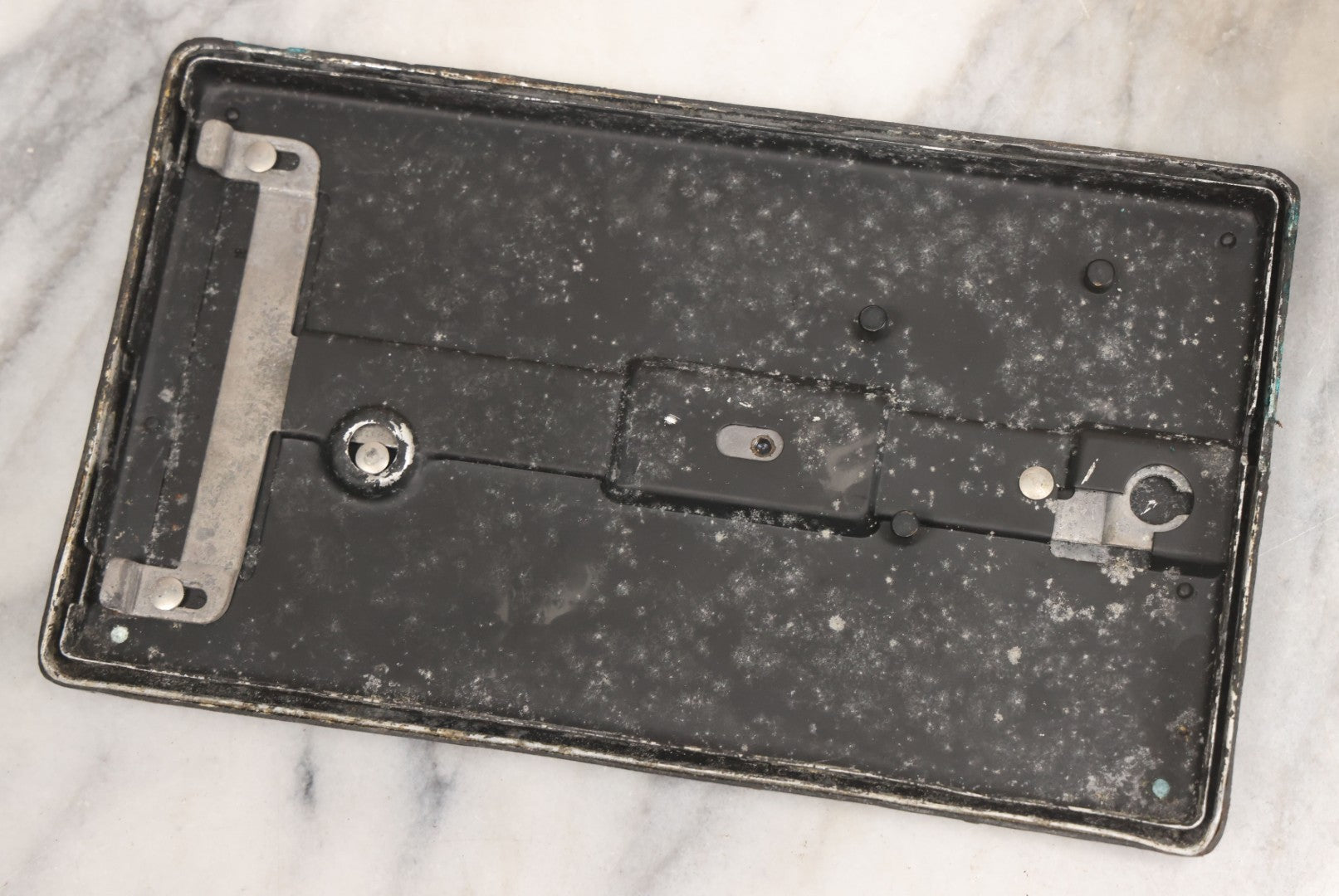 Lot 028 - Antique 16Mm Motion Picture Film Camera, Cine Kodak Model B, Manufactured By Eastman Kodak Co., Rochester, New York, With Original Custom Monogrammed Combination Case