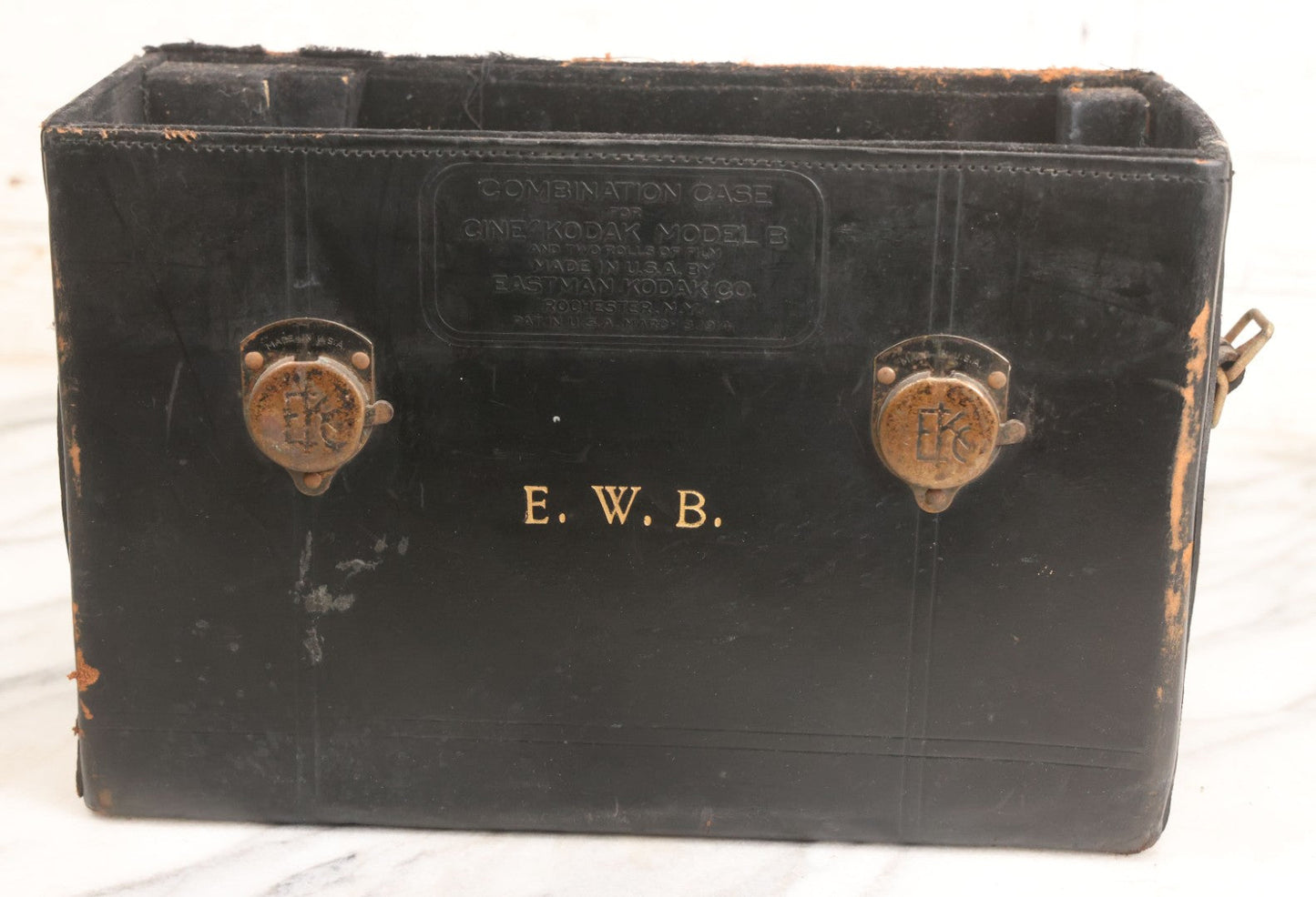 Lot 028 - Antique 16Mm Motion Picture Film Camera, Cine Kodak Model B, Manufactured By Eastman Kodak Co., Rochester, New York, With Original Custom Monogrammed Combination Case