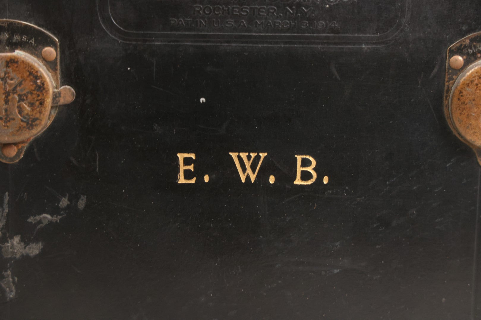 Lot 028 - Antique 16Mm Motion Picture Film Camera, Cine Kodak Model B, Manufactured By Eastman Kodak Co., Rochester, New York, With Original Custom Monogrammed Combination Case
