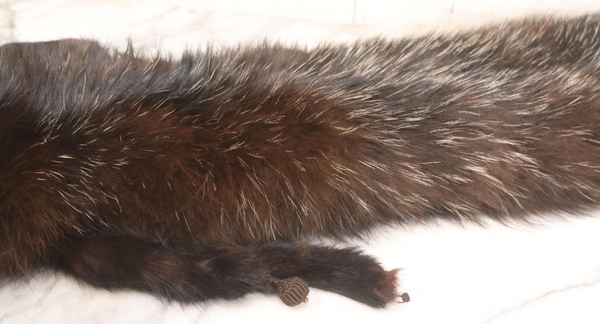 Lot 038 - Vintage Real Fur Fox Scarf, Manufactured By Frank L. Singer Furs, Peekskill, New York, Note Wear And Tear