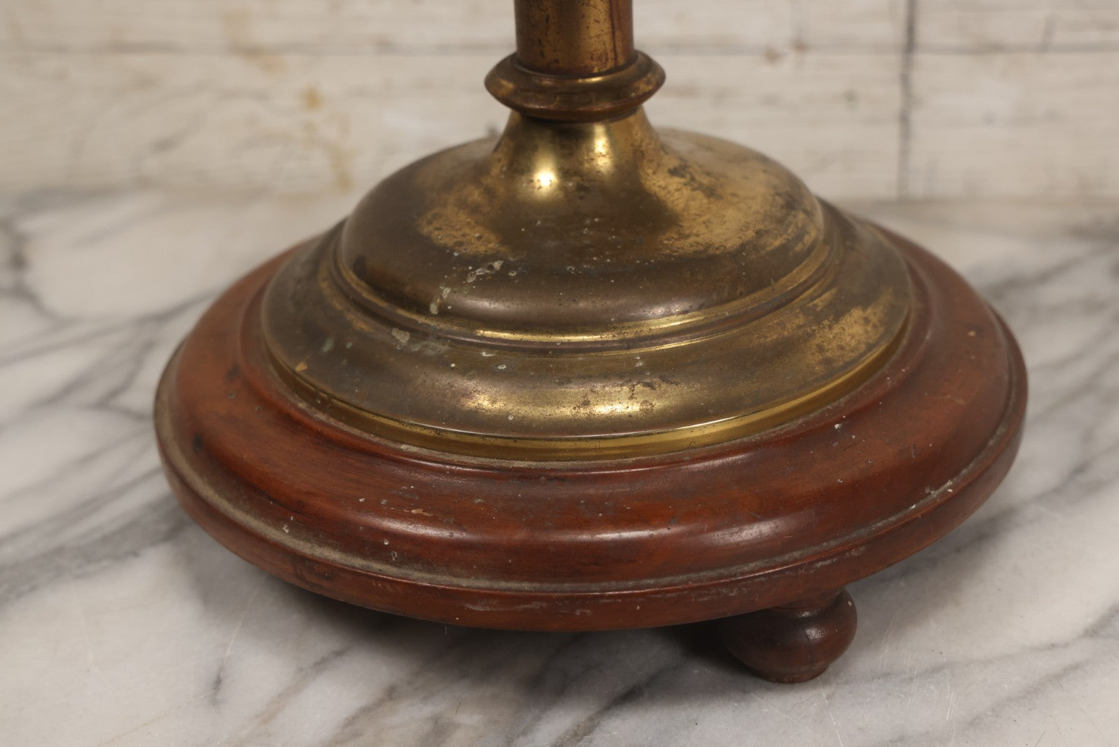 Lot 040 - Antique Brass Religious Ecclesiastical Altar Desk Bell With Cross Finial On Wooden Base, Loud, Satisfying Ring And Tone