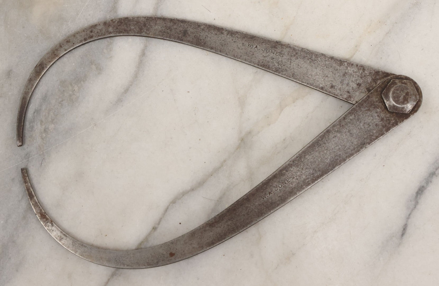 Lot 058 - Pair Of Antique Caliper Tools Manufactured By The L.S. Starrett Co, Athol, Massachusetts, Belonged To  W.A. Jones