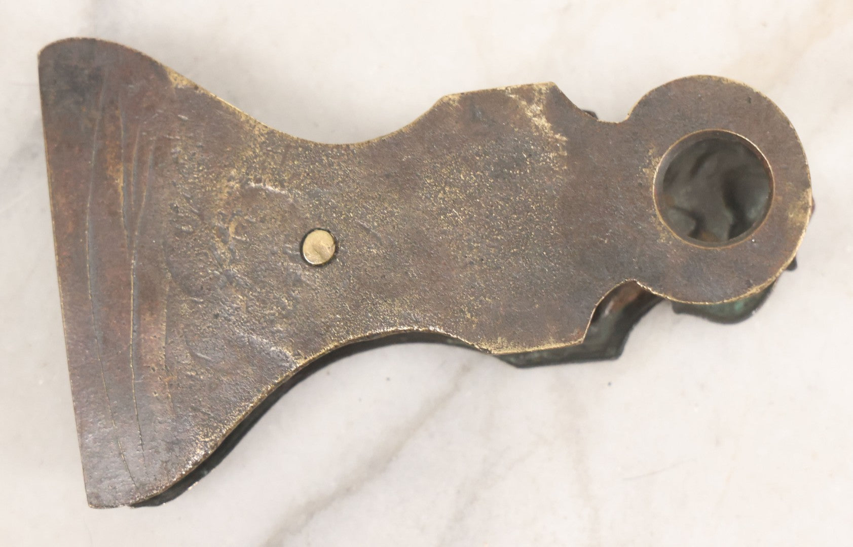 Lot 059 - Vintage Cast Brass Paper Clip With Foliate Design