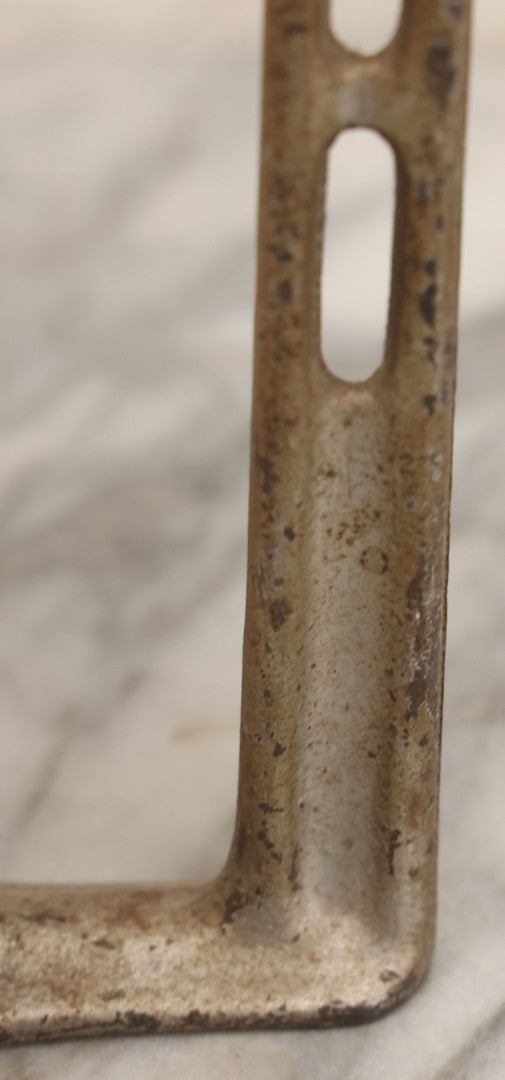 Lot 065 - Antique Country Store Cast Iron String Holder Dispense With String, Patented August 25, 1914