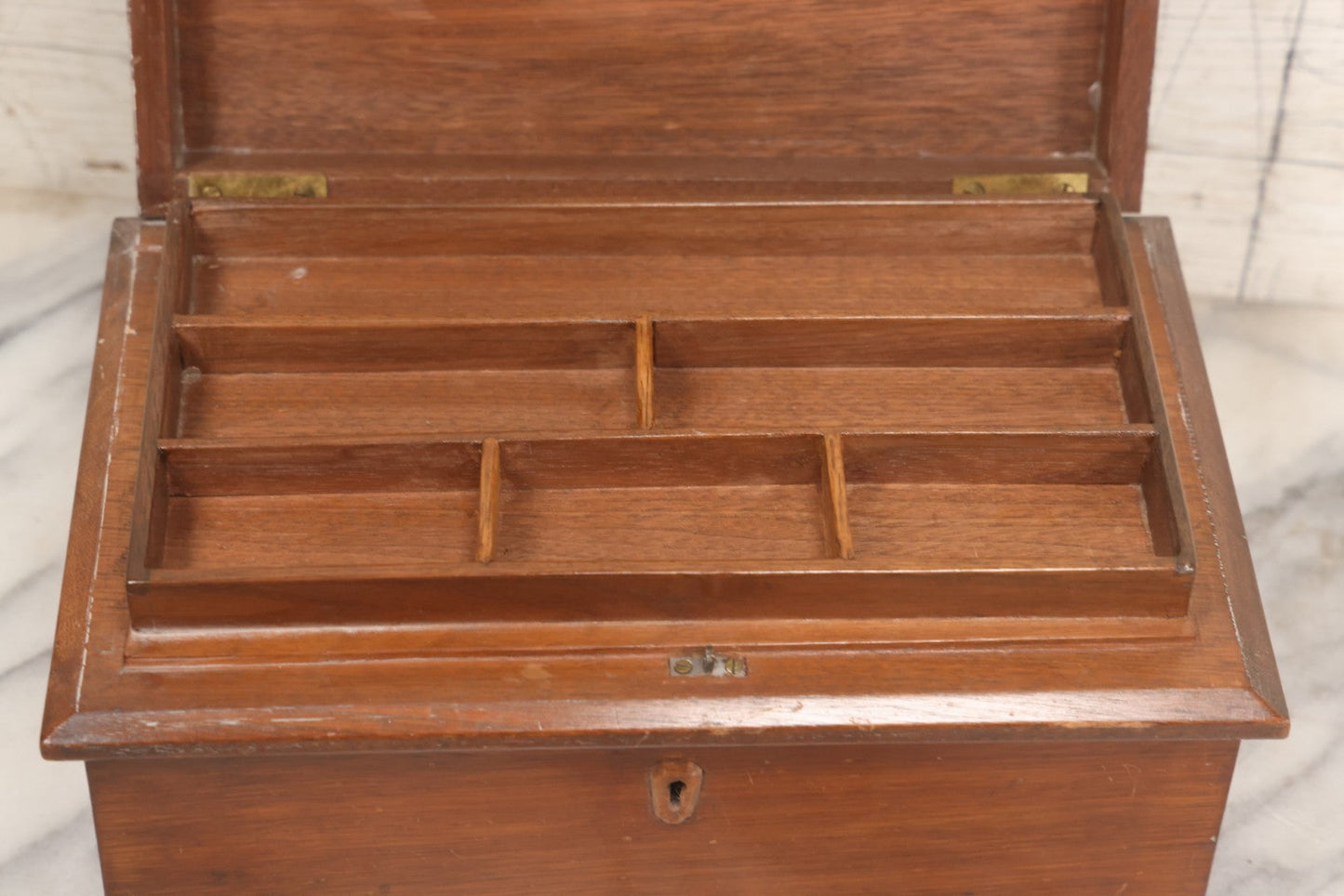 Lot 067 - Antique Handmade Wooden Desk Organizer Box With Tray Hidden In Lid, Additional Tray And Storage With Compartment On Interior, Hand Cut Wood Escutcheon