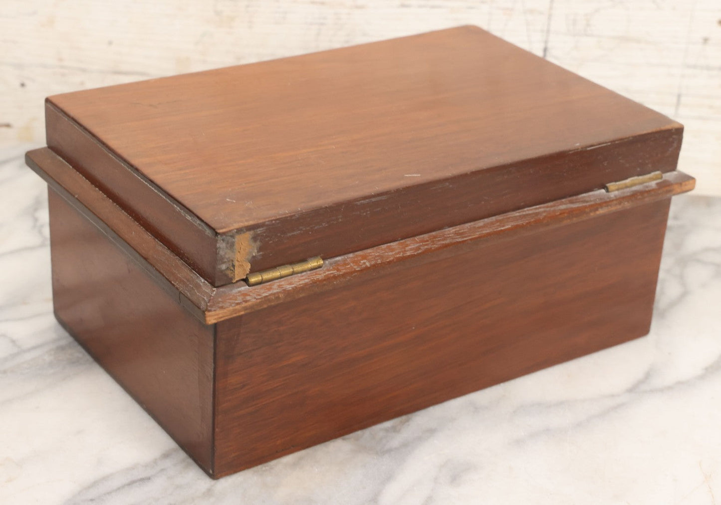 Lot 067 - Antique Handmade Wooden Desk Organizer Box With Tray Hidden In Lid, Additional Tray And Storage With Compartment On Interior, Hand Cut Wood Escutcheon