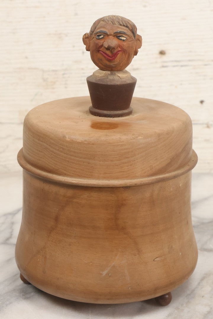 Lot 069 - Antique Folk Art Humidor With Cheeky Carved Man Head Handle On Lid, Divided Interior