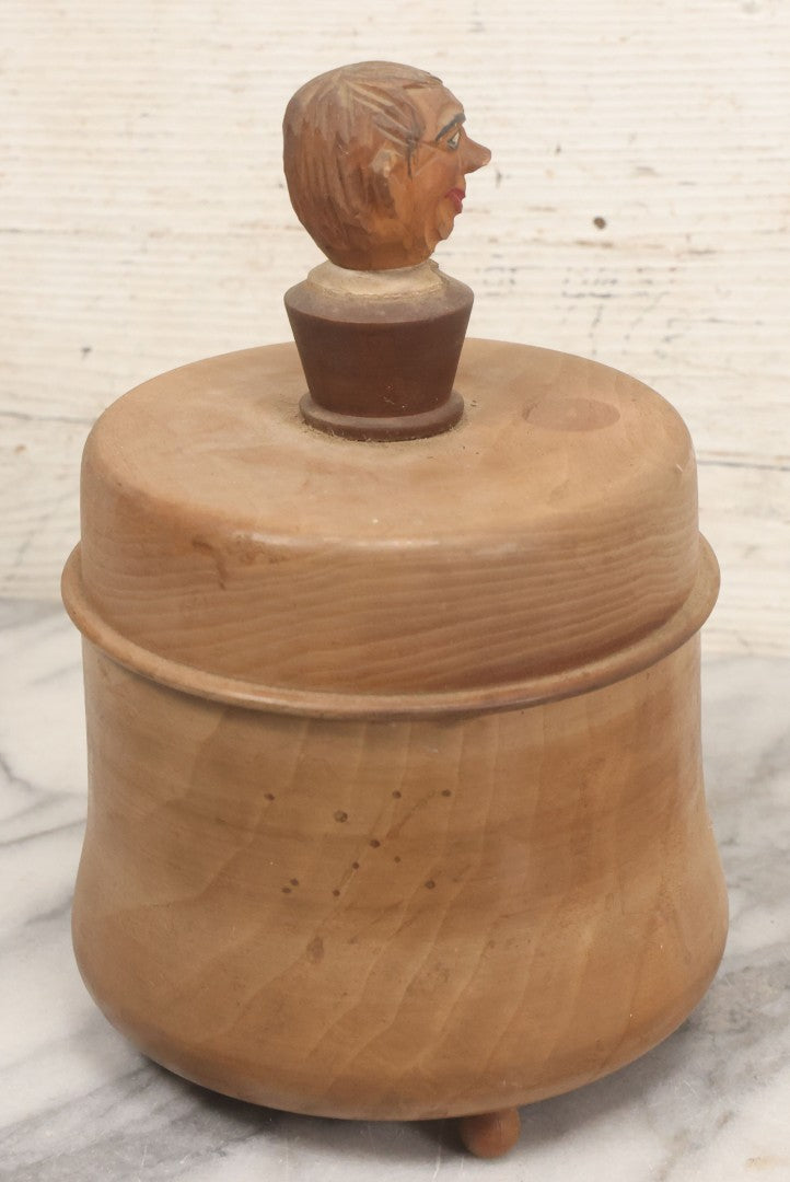 Lot 069 - Antique Folk Art Humidor With Cheeky Carved Man Head Handle On Lid, Divided Interior