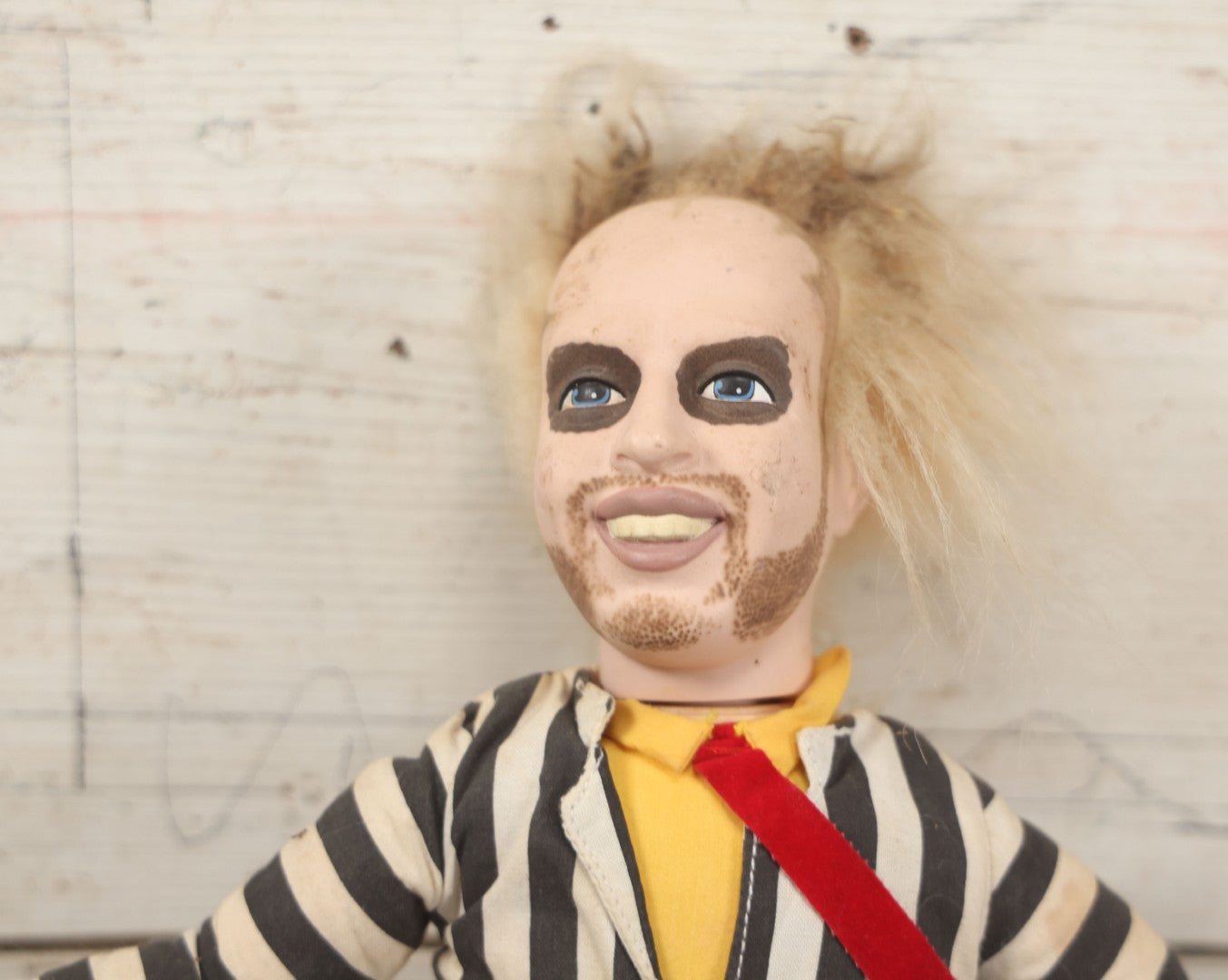 Lot 207 - Vintage Beetlejuice Plush Doll Pull Toy With Pull String, Spinning Head, Says "It's Showtime" Catchphrase," Copyright 1989, Warner Bros., Inc., Note Hair Madly Matted