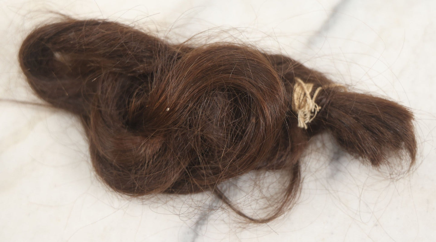 Lot 210 - Antique "Proof Of Life" Lot Of The Pinkham Family Containing Human Hair Keepsakes, Various Ephemera, Notes, In Ruth Hawthorne Candies Box