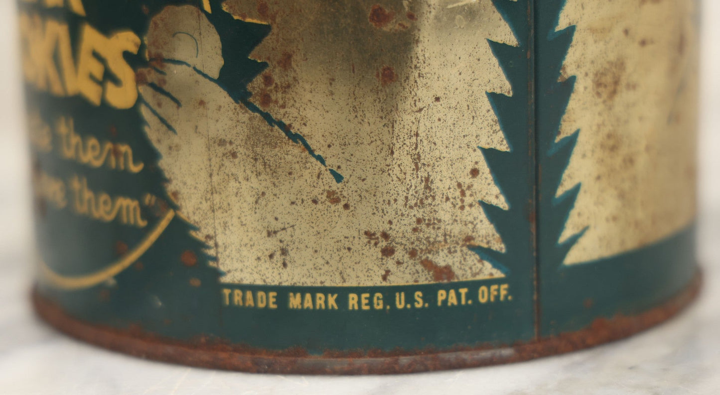 Lot 218 - Vintage Golden Bear Cookies 16 Oz Advertising Tin, Copyright 1937, Golden Bear Cookie Co., Long Island City, New York