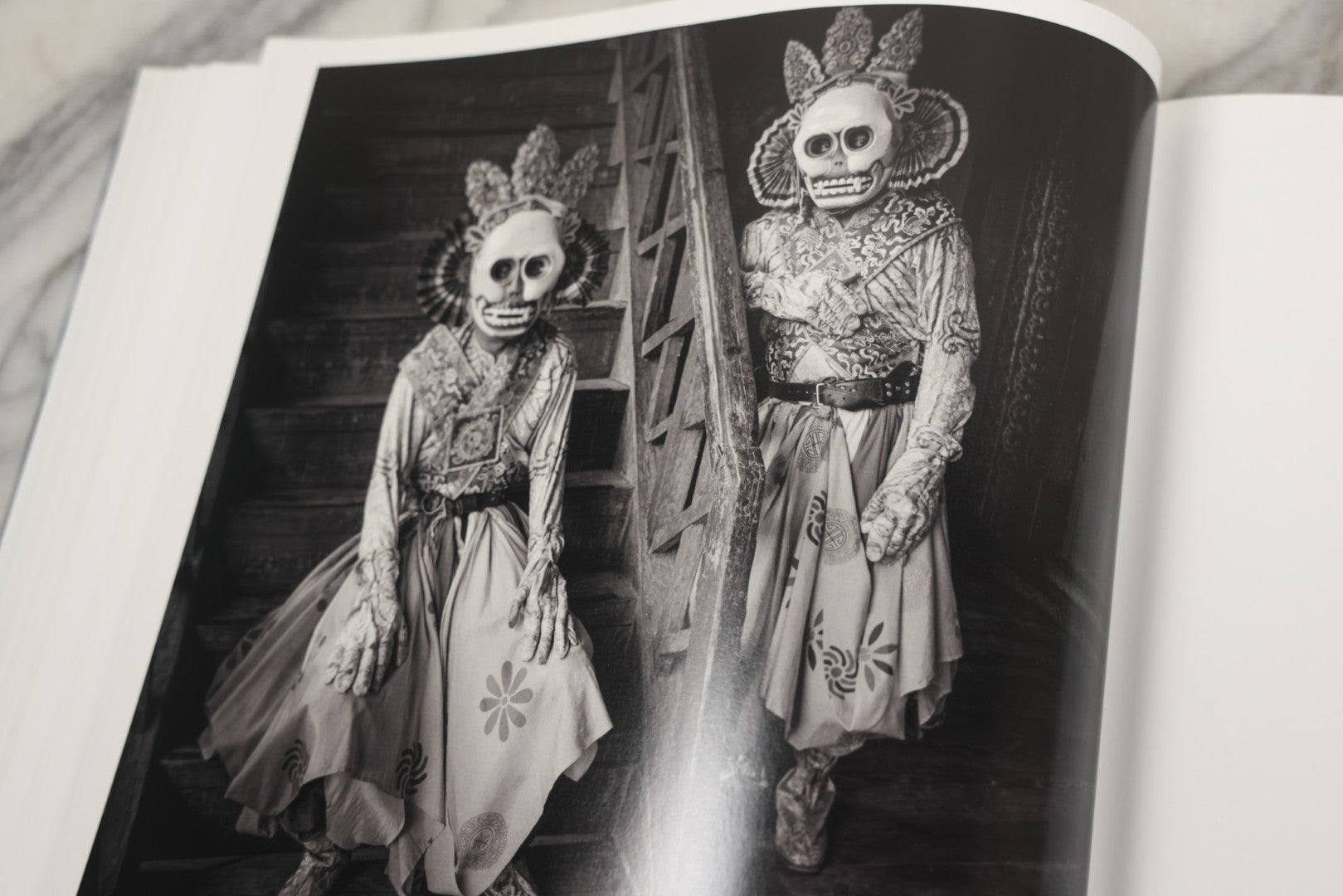 Lot 281 - "Mask" Modern Photography Book By Chris Rainier With Ethnographic Notes By Robert Welsch, Earth Aware Editions, Publishers, California, 2019