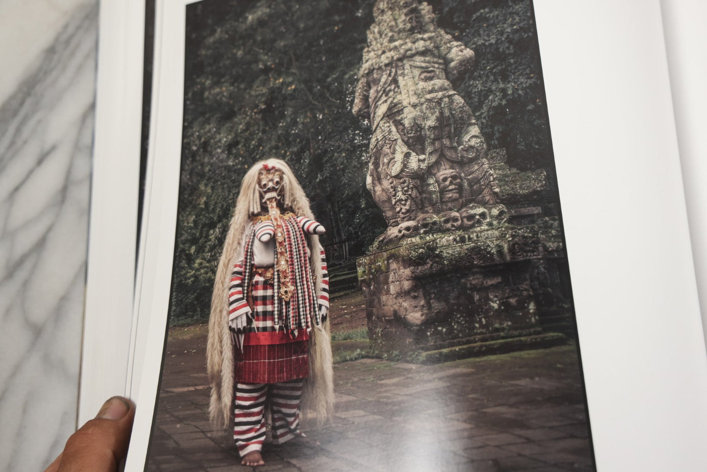 Lot 281 - "Mask" Modern Photography Book By Chris Rainier With Ethnographic Notes By Robert Welsch, Earth Aware Editions, Publishers, California, 2019