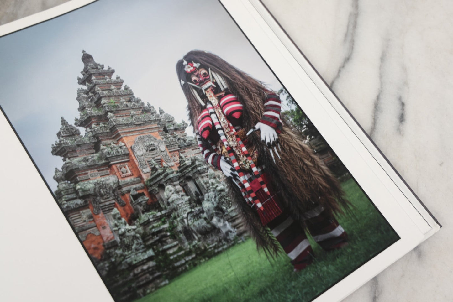 Lot 281 - "Mask" Modern Photography Book By Chris Rainier With Ethnographic Notes By Robert Welsch, Earth Aware Editions, Publishers, California, 2019