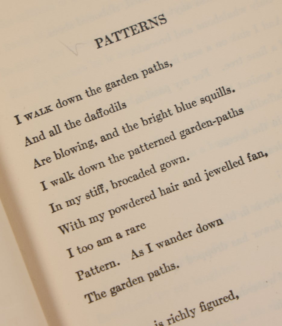 Lot 006 - "Men, Women And Ghosts" Antique Book By Amy Lowell, Published By Houghton Mifflin Company, Boston & New York, The Riverside Press Cambridge, Copyright 1916, Later Reprint (March 1925)