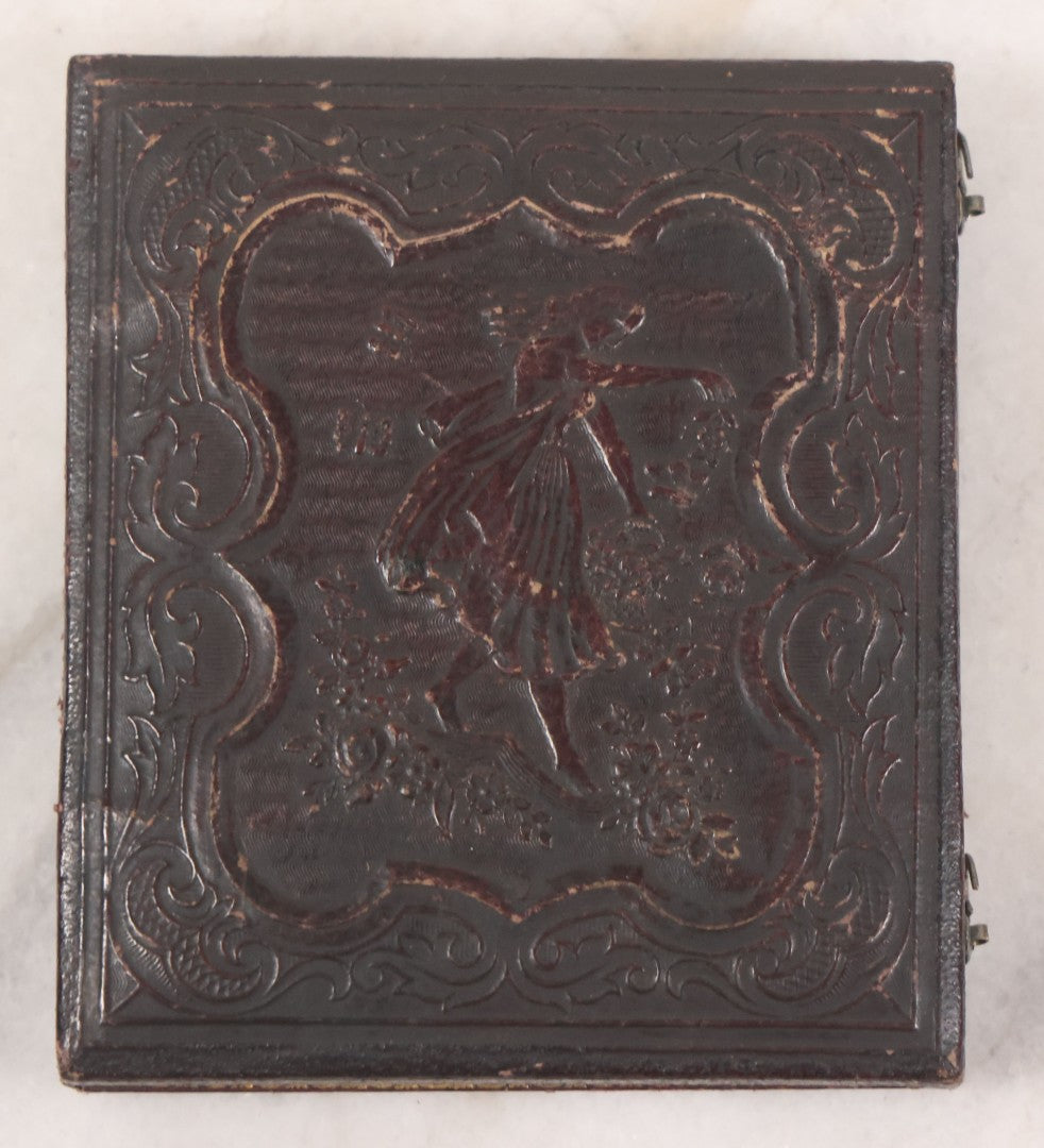 Lot 029 - Antique 1/6th Plate Daguerreotype Photograph Of A Middle Aged Man With A Bushy Chin Beard, In Full Intact Leatherette Union Case With Girl Throwing Flowers, Butterflies