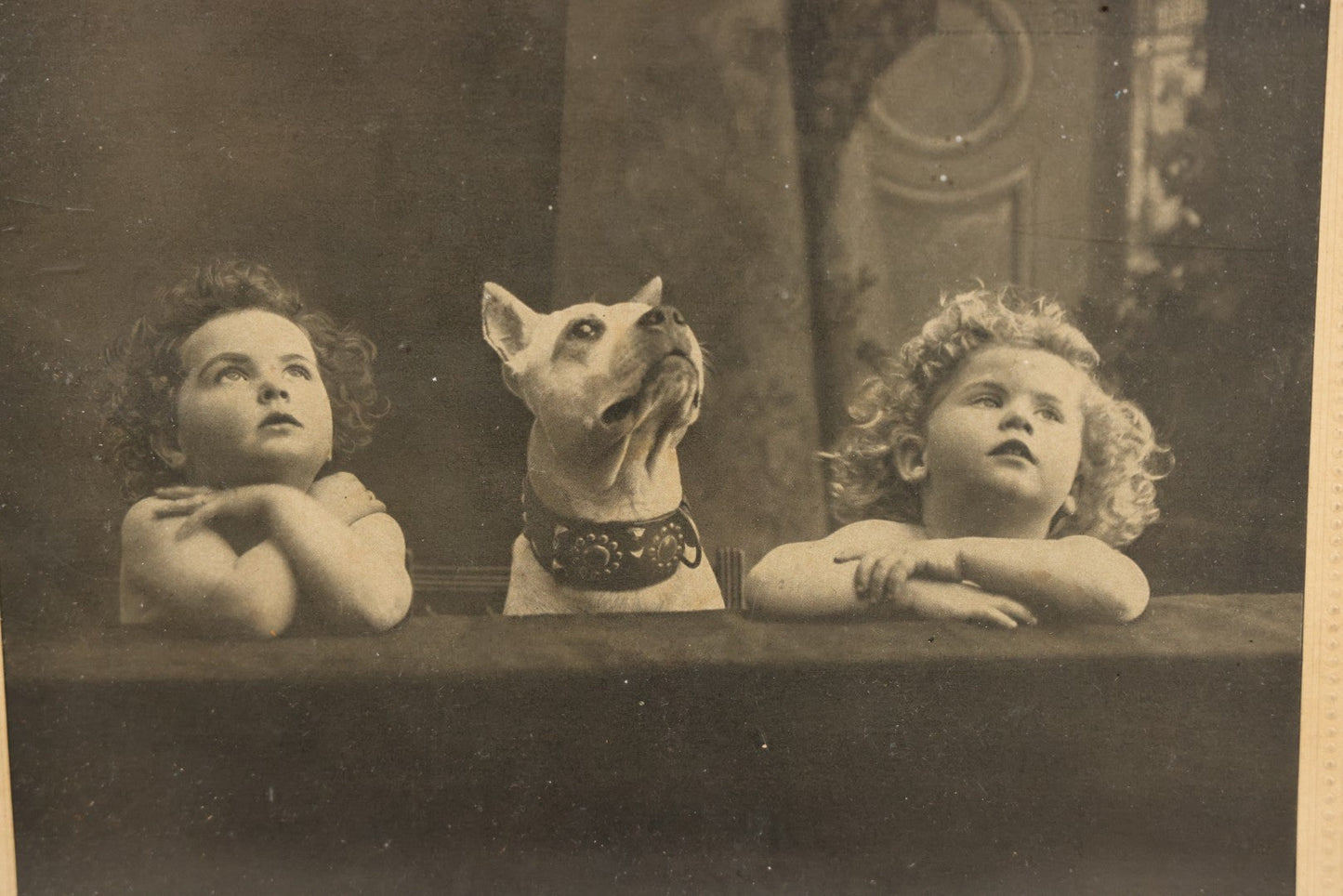 Lot 034 - Antique Comic Collectible Photo, Allegorical Three Theological Virtues, "Faith, Hope, And Charity" Depicted By Two Children And Their Dog, Copyright 1909 By R. Hill, In Frame, 12-1/8" x 10-1/8"