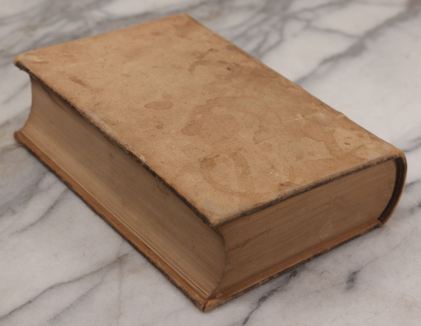 Lot 055 - "A System Of Oral Surgery: Diseases And Surgery Of The Mouth, Jaws, And Associated Parts" Antique Book By James E. Garretson, M.D., Illustrated With Steel Plates And Wood Cuts, 3rd Edition, Published By J.B. Lippincott & Co., Philadelphia, 1881