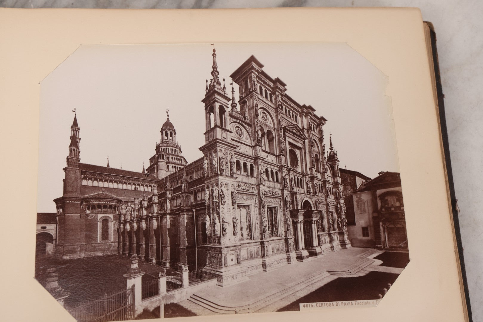 Lot 071 - Antique Photo Album With Approximately 100 Souvenir Photographs Of Landmarks In Italy, Including Churches And Cathedrals, Venice Canals, Ancient Ruins, Pompeii, Architecture, Doorways, Art And Statues