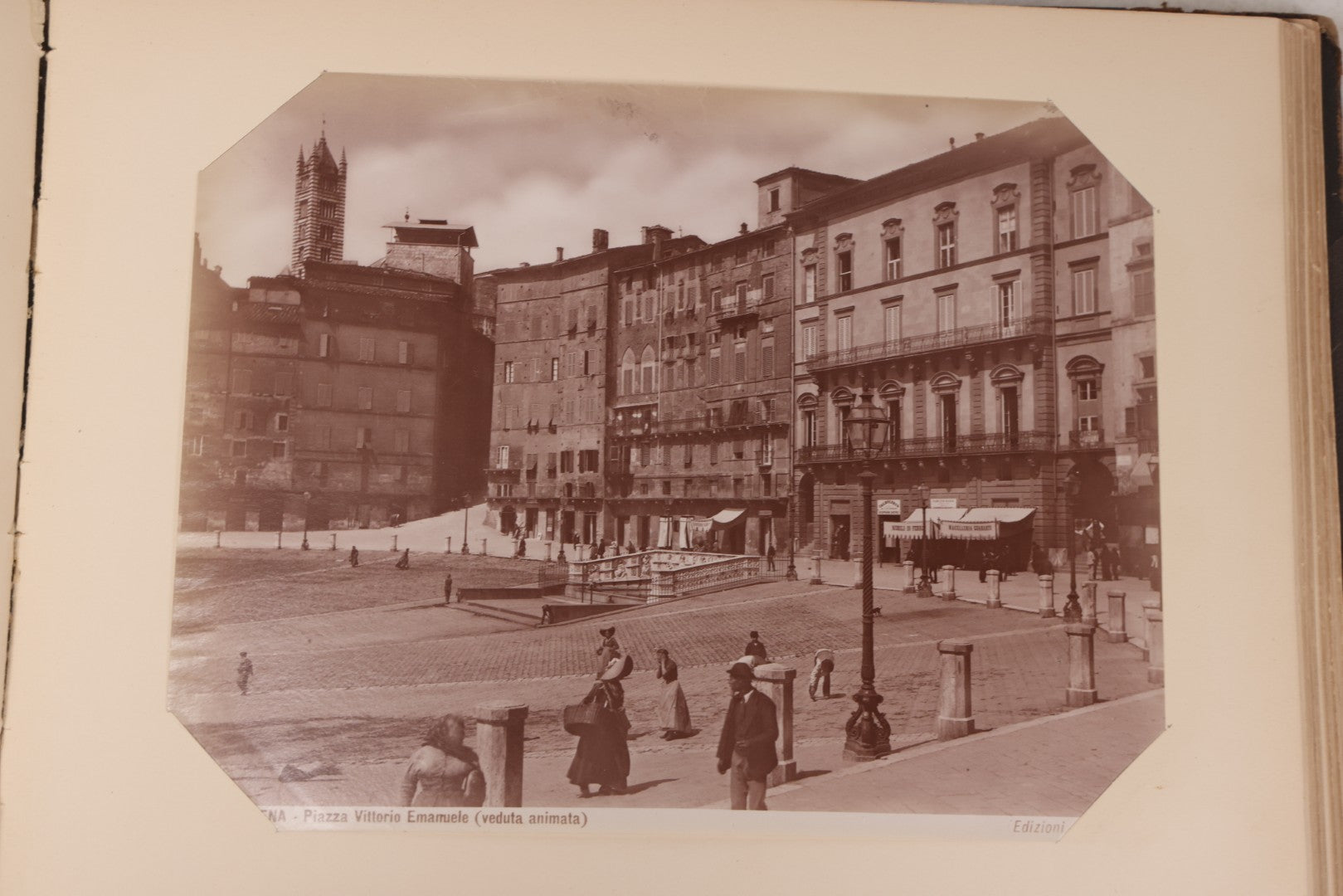 Lot 071 - Antique Photo Album With Approximately 100 Souvenir Photographs Of Landmarks In Italy, Including Churches And Cathedrals, Venice Canals, Ancient Ruins, Pompeii, Architecture, Doorways, Art And Statues