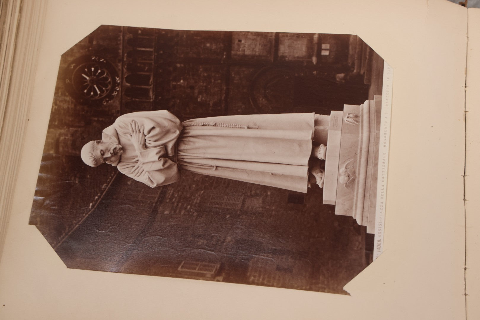 Lot 071 - Antique Photo Album With Approximately 100 Souvenir Photographs Of Landmarks In Italy, Including Churches And Cathedrals, Venice Canals, Ancient Ruins, Pompeii, Architecture, Doorways, Art And Statues