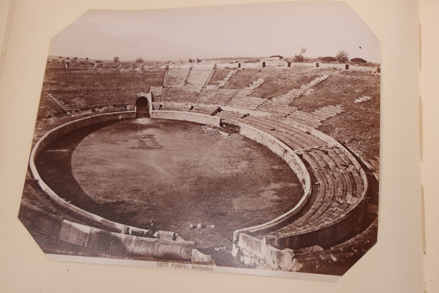 Lot 071 - Antique Photo Album With Approximately 100 Souvenir Photographs Of Landmarks In Italy, Including Churches And Cathedrals, Venice Canals, Ancient Ruins, Pompeii, Architecture, Doorways, Art And Statues